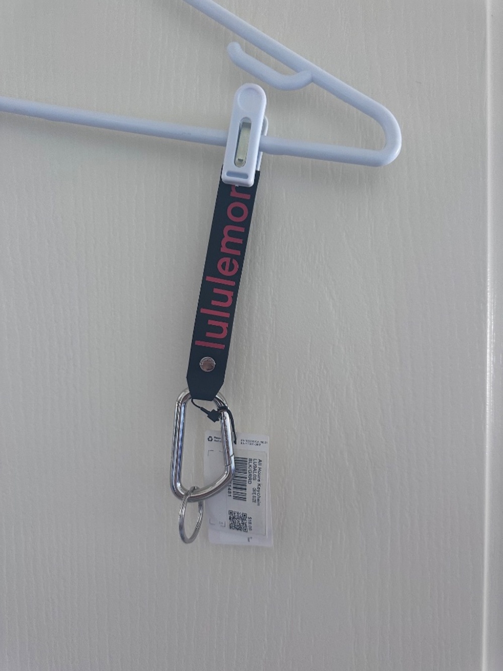 NWT Lululemon All Hours Keychain Black & Red Discontinued